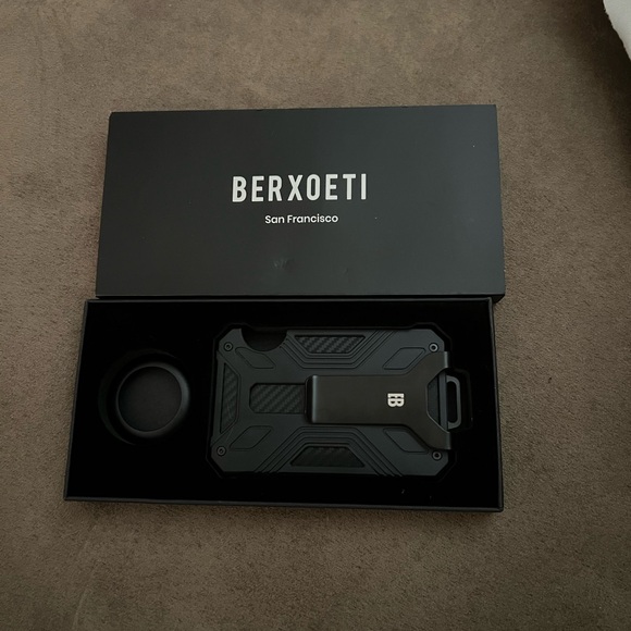 Black BERXOETI Minimalist Wallet - Picture 1 of 2